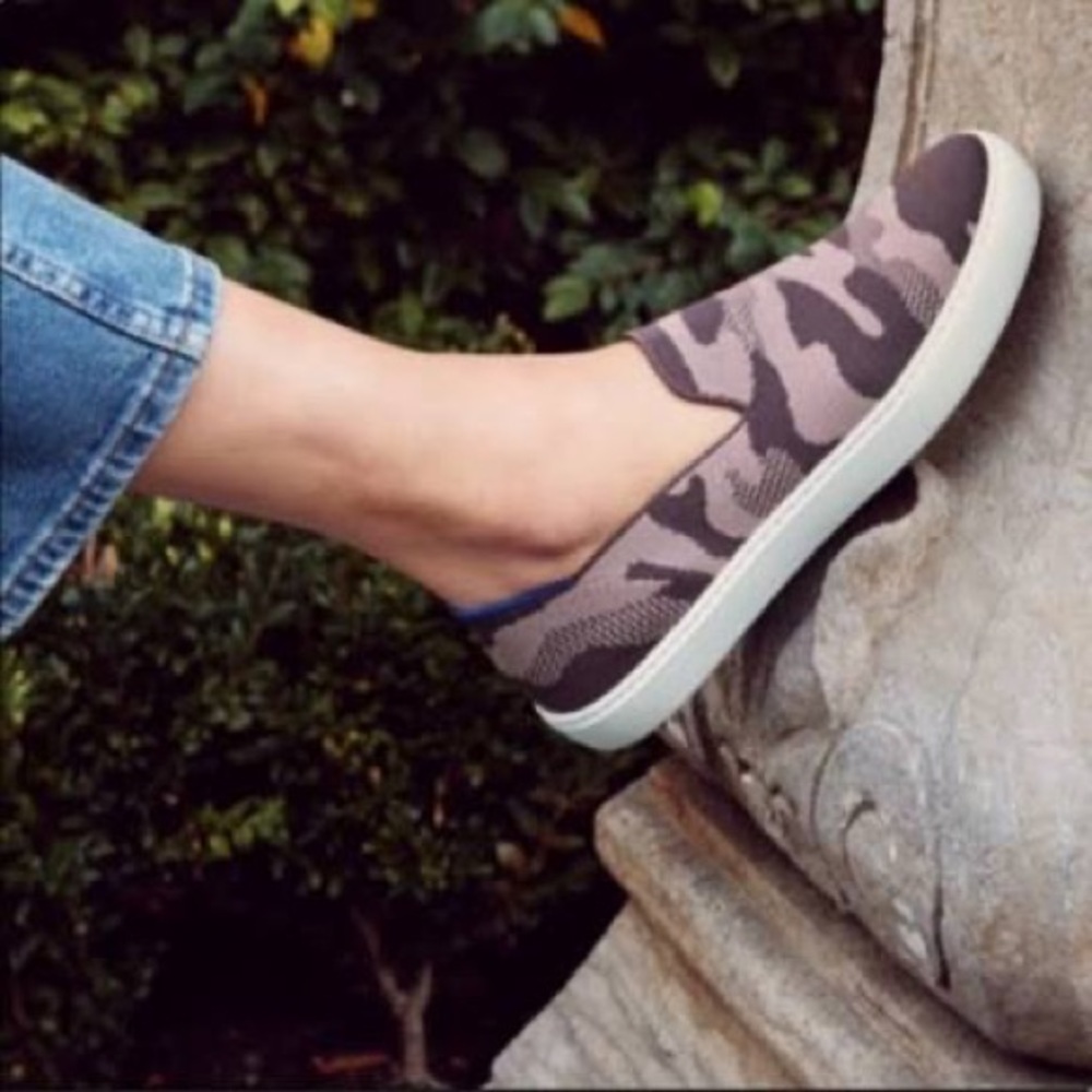 Rothy’s Taupe Camo Sneaker Size 7